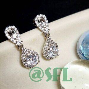 Silver Tone Metal Drop Dangle Earrings With Clear Stones Bridal Regency Romantic